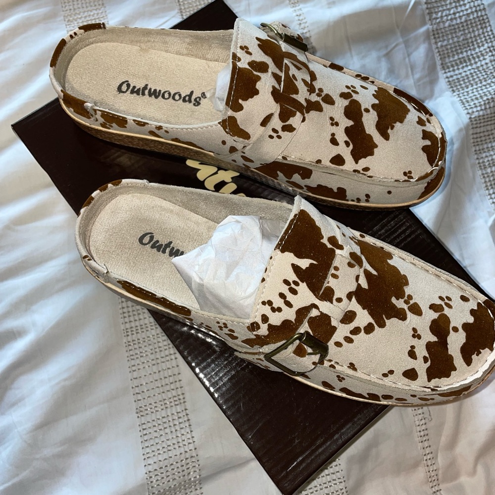Outwoods Cow print slip in shoes brown and cream